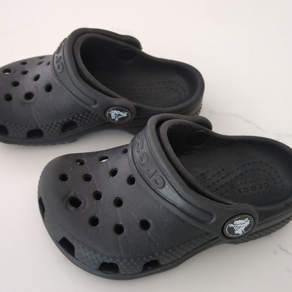 Crocs kids classic clog Sandal Toddler C6